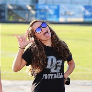 Meet your Posher, Becca